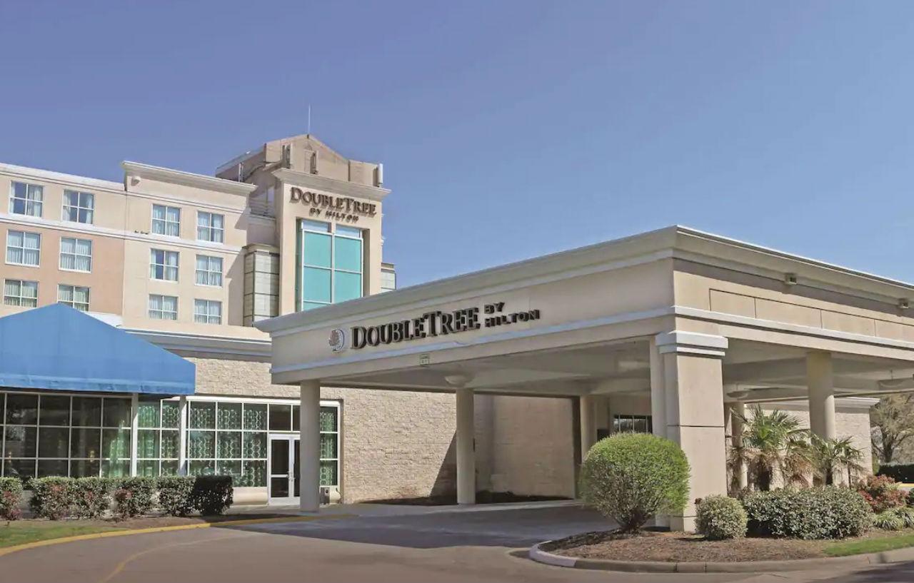 Hotel Doubletree By Hilton Norfolk Airport Exterior foto