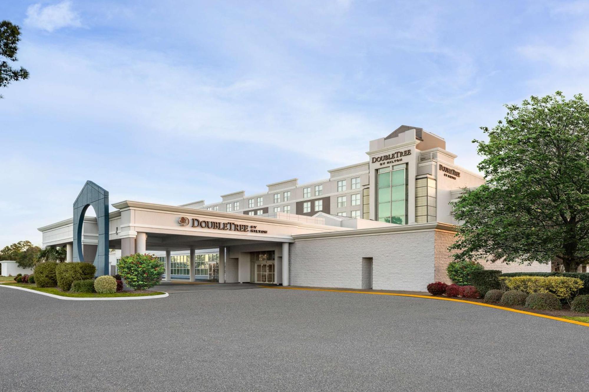 Hotel Doubletree By Hilton Norfolk Airport Exterior foto